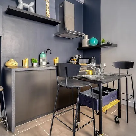 Amazing Private Terrasse-sentier Apartment *